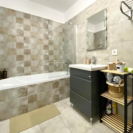 Apartment Elegance *